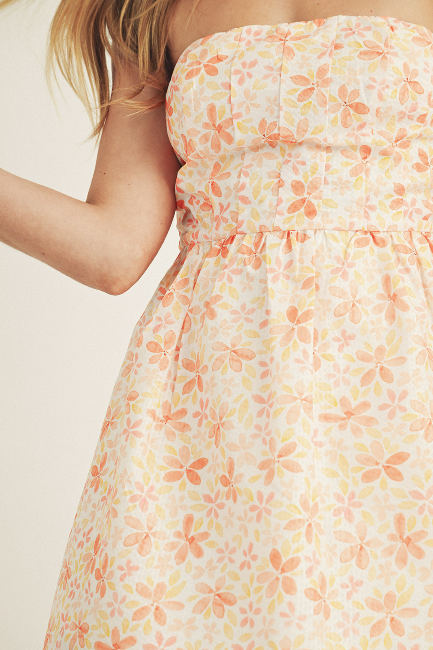 JD6360-WHITE/ORANGE FLORAL