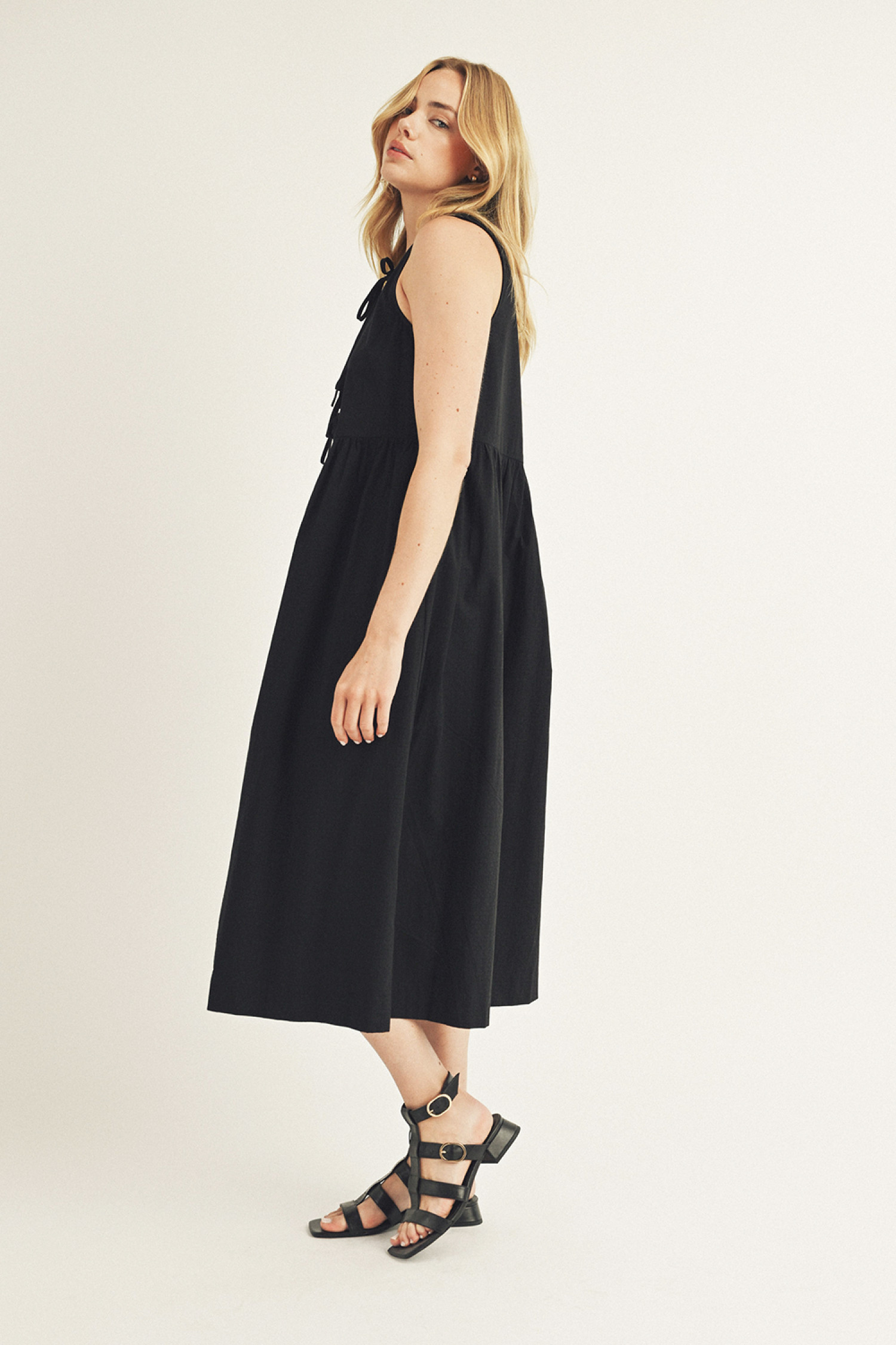 JD6826-BLACK