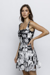 JD5456-1-BLACK/WHITE FLORAL